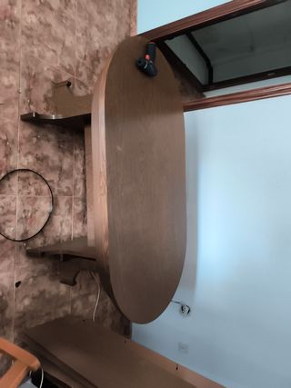 Mesa de comedor extensible con sillas