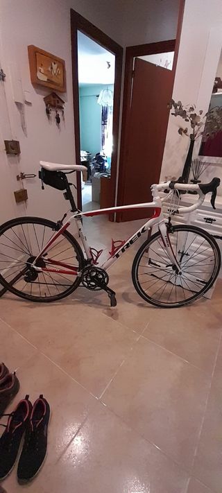 Bicicleta de Carretera Trek Blanca y Roja