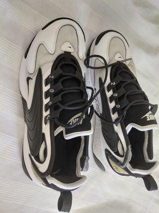 Zapatillas Nike Zoom 2K Blancas y Negras