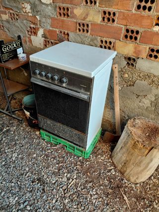 Cocina de gas blanca
