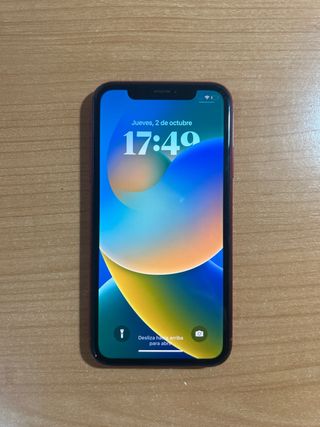 iPhone XR Rojo + fundas