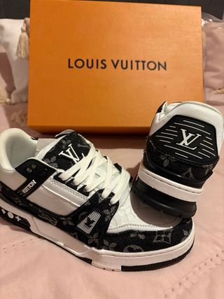 Zapatillas Louis Vuitton Training Negras y Blancas