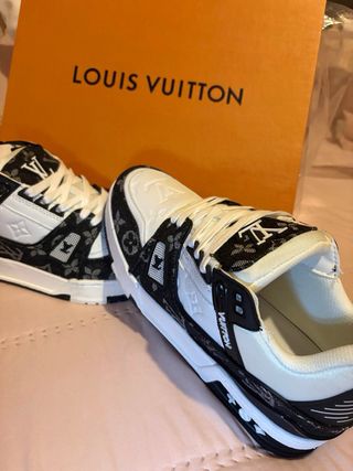 Zapatillas Louis Vuitton Training Negras y Blancas