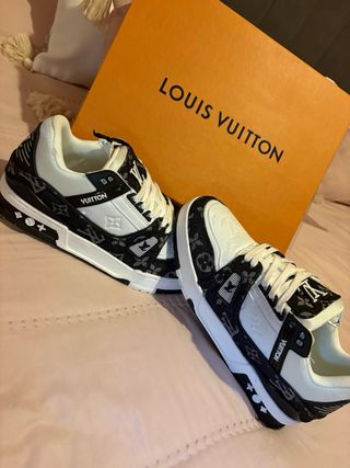 Zapatillas Louis Vuitton Training Negras y Blancas