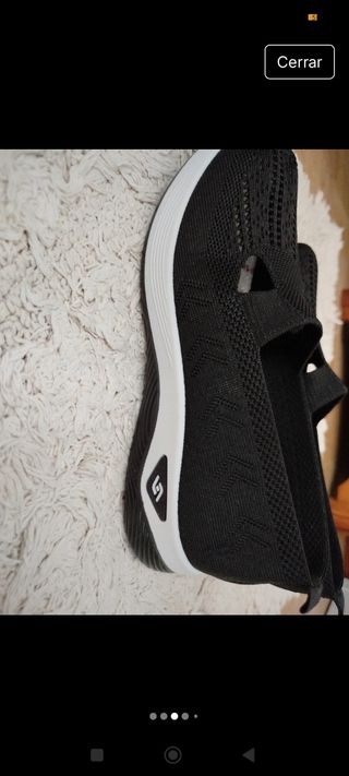 Zapatilla playera ligera negra