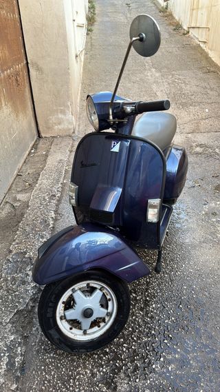 Vespa 200 Azul