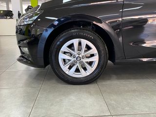 Skoda Fabia Selection 1.0 TSI 95CV Espectacular!!!
