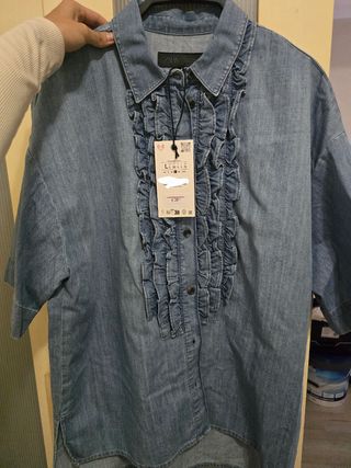 Camisa tejana Zara volantes talla L