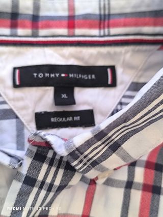 Camisa Tommy Hilfiger cuadros roja y blanca