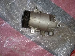 Compresor A/C VW AG 5Q0 820 803 D  