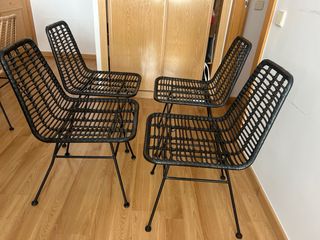 4 sedie nere in rattan | Maison du Monde