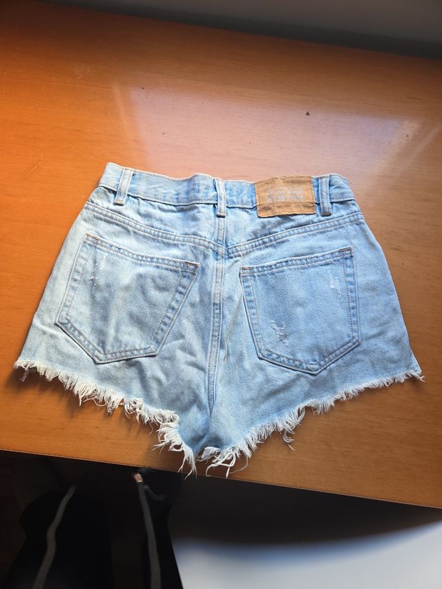 Shorts vaqueros Pull&Bear desgastados