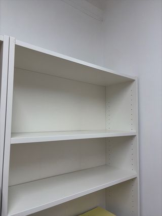 1 scaffali IKEA

In totale vendo 3 = 120€
