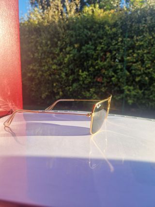 Occhiali da sole Ray-Ban Caravan RB3136