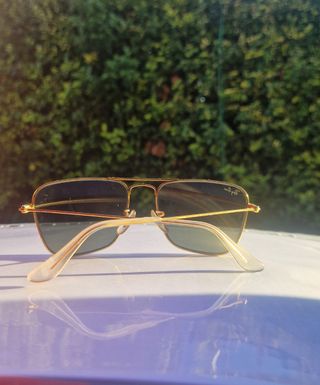 Occhiali da sole Ray-Ban Caravan RB3136