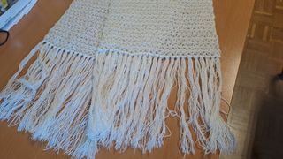 Bufanda tejida a mano, mide 1,80 x 30


