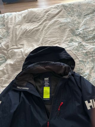 Chaqueta Helly Hansen Azul Talla S con capichacapu