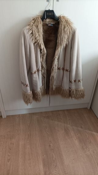 Chaqueta antelina forrada pelo