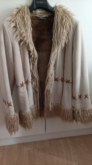 Chaqueta antelina forrada pelo