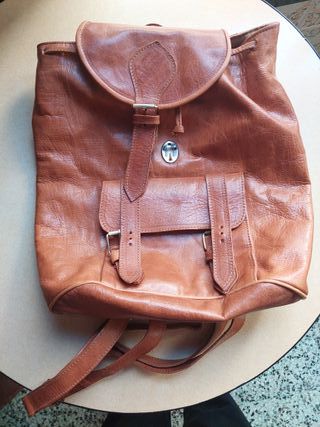 Mochila artesanal de piel