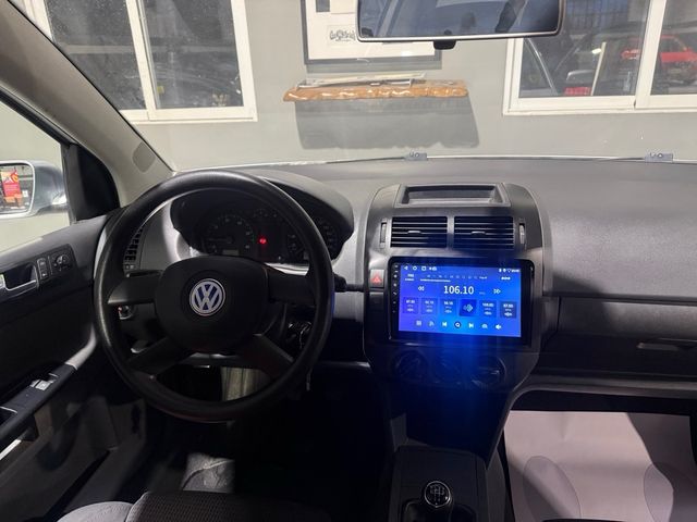 Volkswagen Polo 1.2cc Conceptline 65cv 3p. 2002