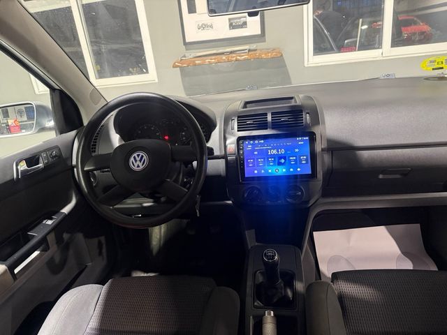 Volkswagen Polo 1.2cc Conceptline 65cv 3p. 2002