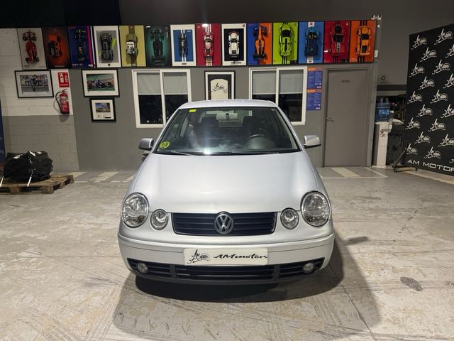 Volkswagen Polo 1.2cc Conceptline 65cv 3p. 2002