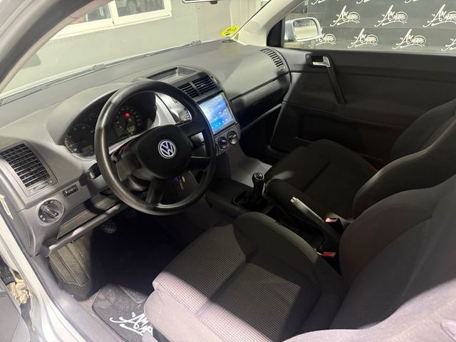 Volkswagen Polo 1.2cc Conceptline 65cv 3p. 2002