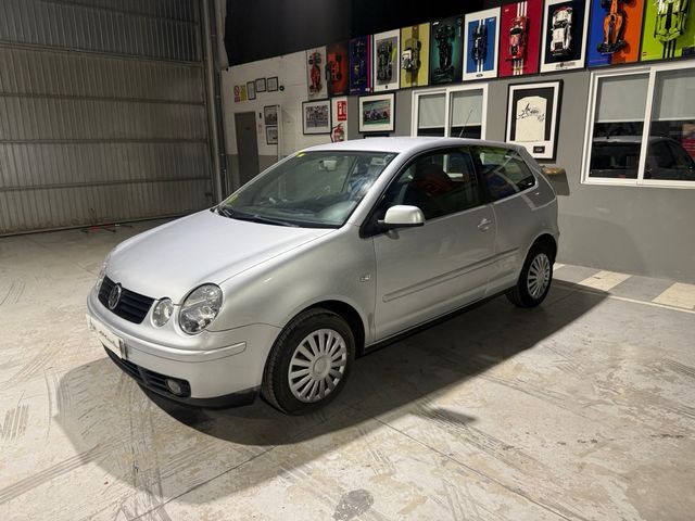 Volkswagen Polo 1.2cc Conceptline 65cv 3p. 2002