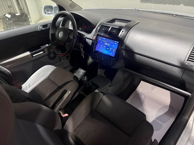 Volkswagen Polo 1.2cc Conceptline 65cv 3p. 2002