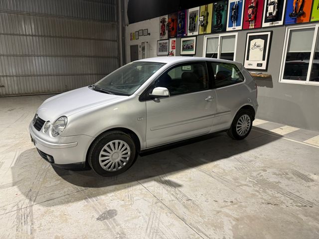 Volkswagen Polo 1.2cc Conceptline 65cv 3p. 2002