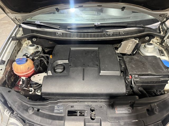 Volkswagen Polo 1.2cc Conceptline 65cv 3p. 2002