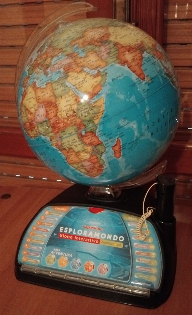 Mappamondo Interattivo Clementoni Esploramondo