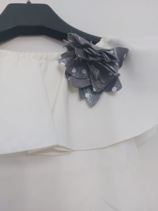 Traje niña fiesta blanco y gris talla 10