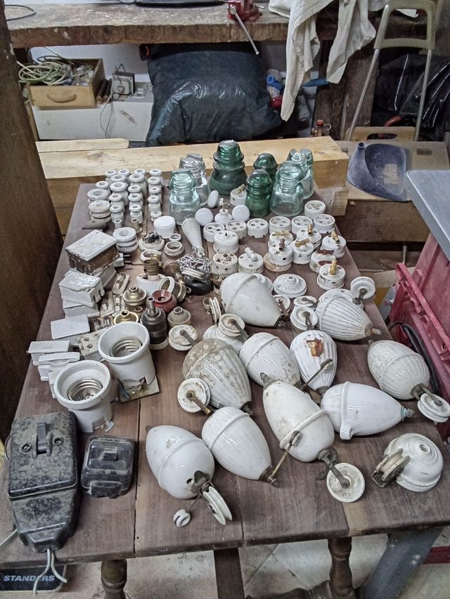 Lote accesorios eléctricos porcelana vintage