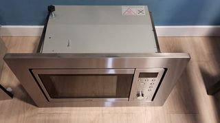 Microondas Integrado THOR TM 20 FI