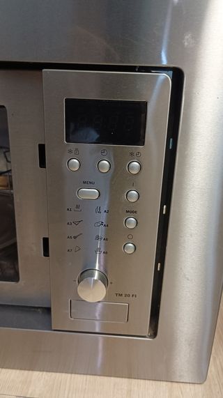 Microondas Integrado THOR TM 20 FI