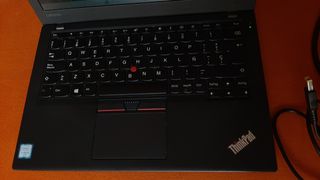 Lenovo ThinkPad X270 Portátil