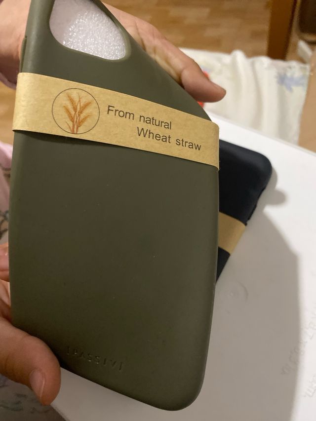 Capas para iPhone 11 Pro Max (Trigo)
