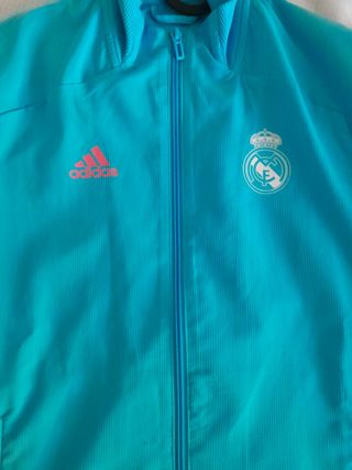 Chaqueta Real Madrid Adidas Azul
Talla 12 años