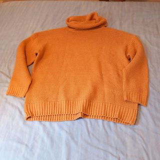 Jersey lana cuello alto naranja