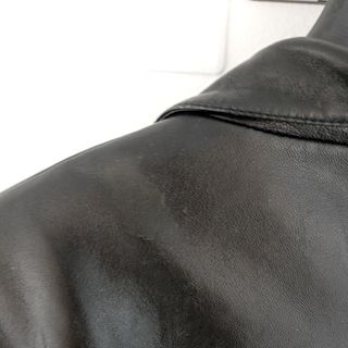 Americana piel Zerimar 40.