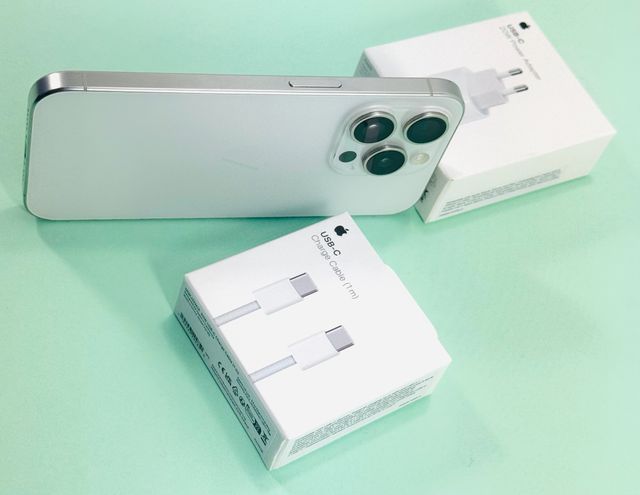 iPhone 15 Pro 128GB blanco 