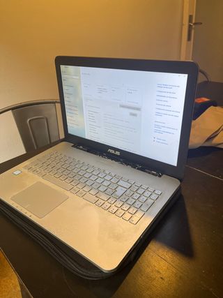 Portátil ASUS i7 16GB RAM