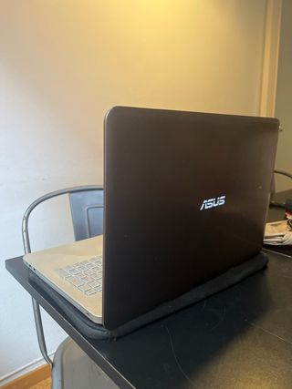 Portátil ASUS i7 16GB RAM