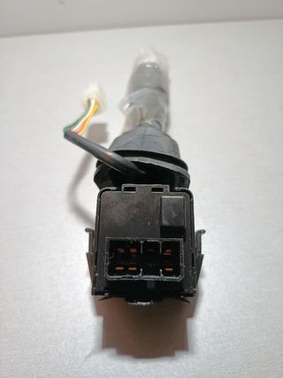 Chevrolet SPARK mando luces