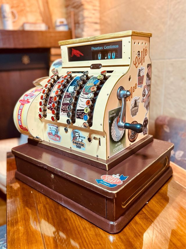 ￼ antigua máquina registradora National