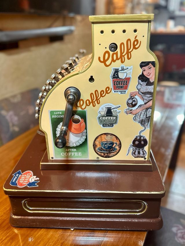 ￼ antigua máquina registradora National