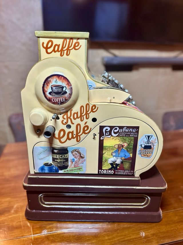 ￼ antigua máquina registradora National