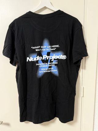 Camiseta Nude Project Negra